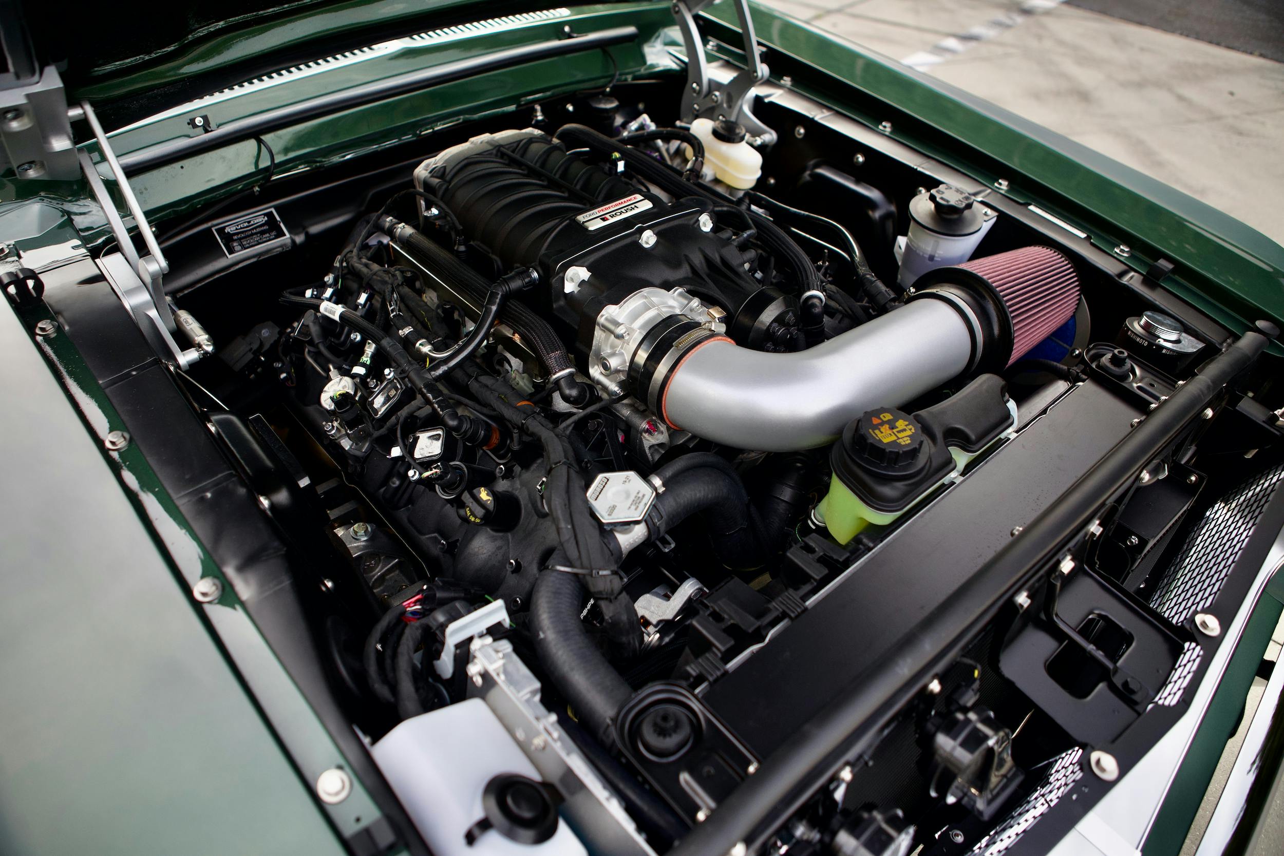 Revology 1968 Mustang GT Cobra Jet engine bay