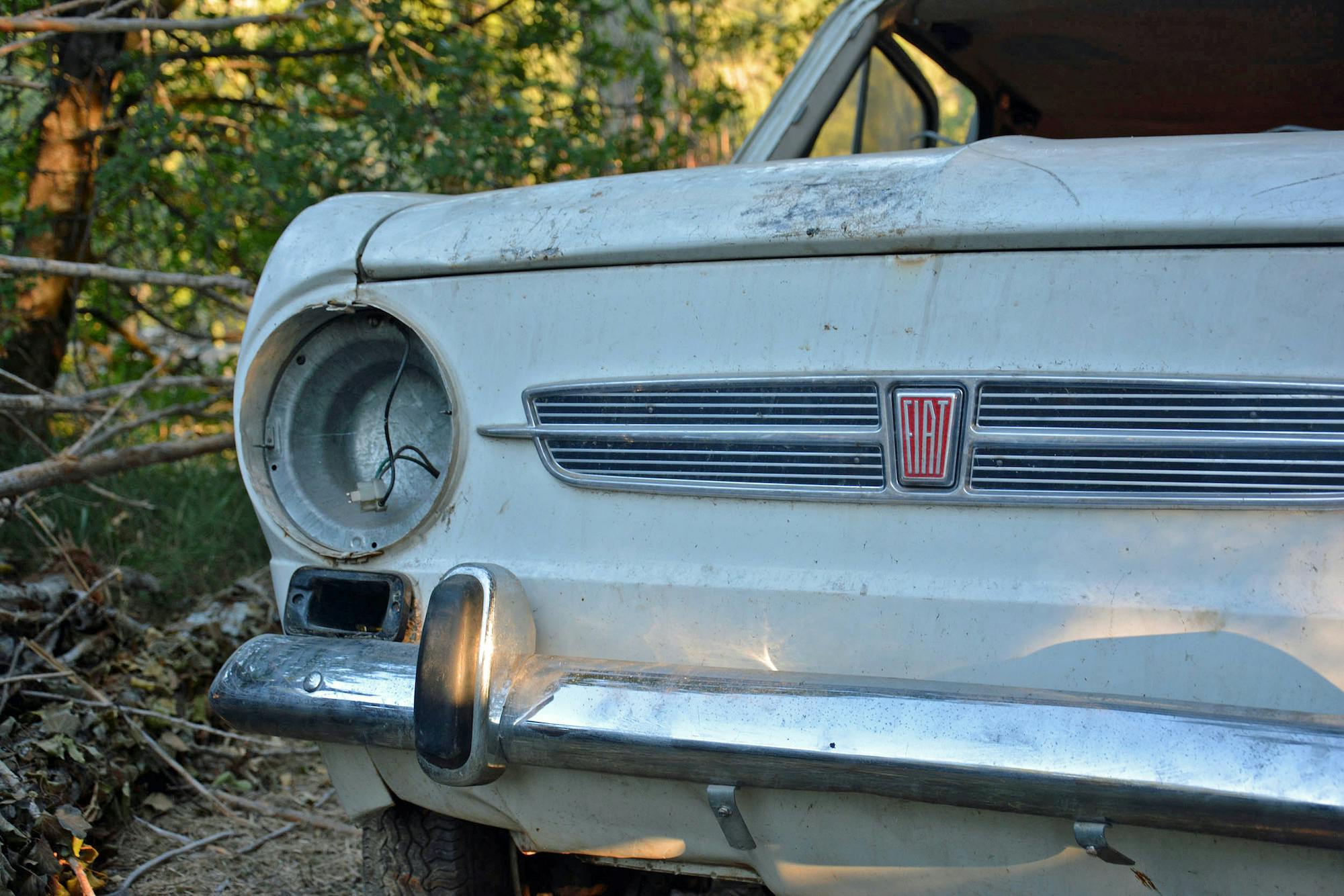 1969 Fiat 850 front headlight