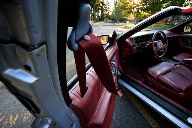 1991 Oldsmobile Cutlass Supreme Convertible interior door belt