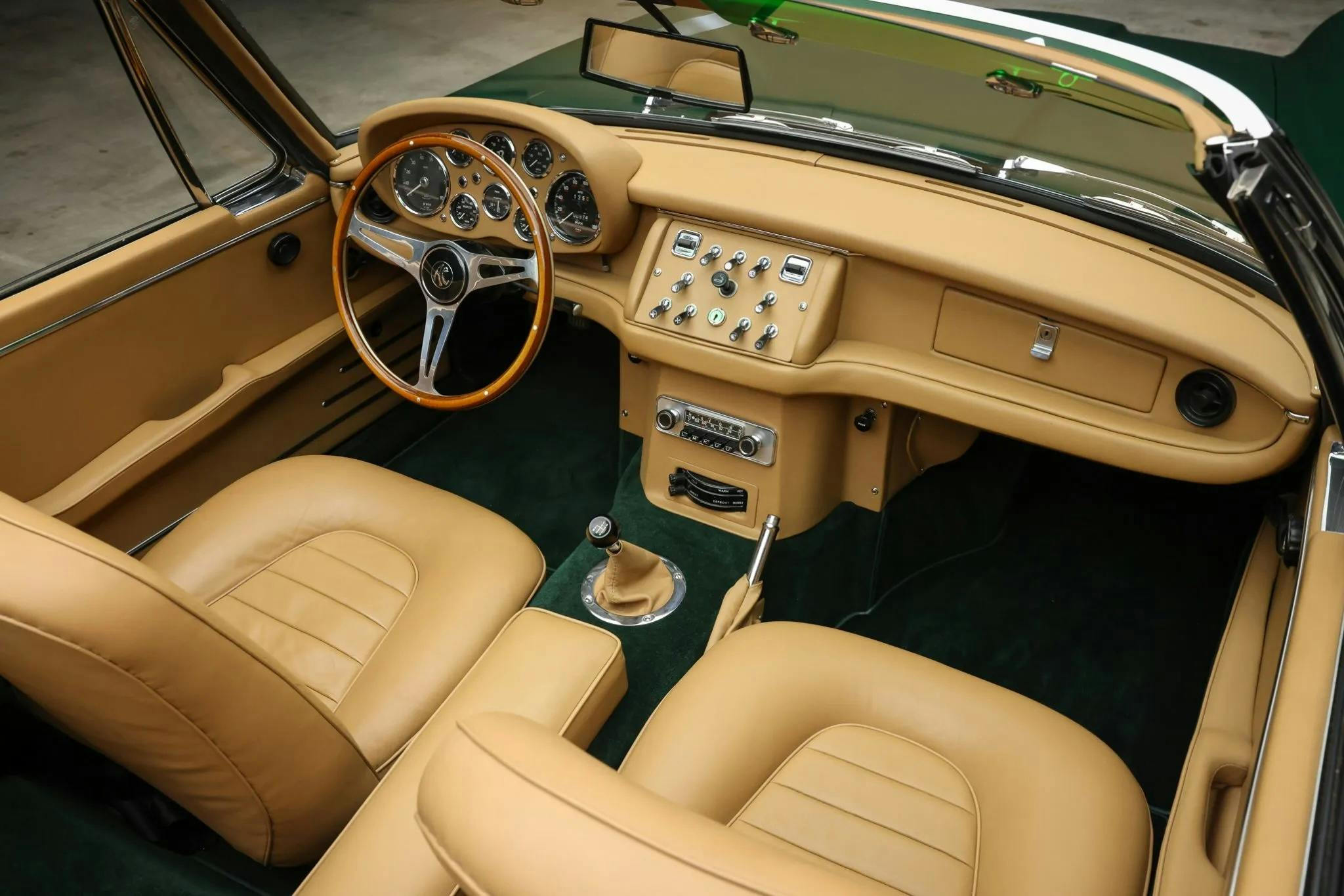 1970 AC 428 Frua Convertible interior