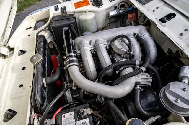 BMW 2002 Turbo engine bay