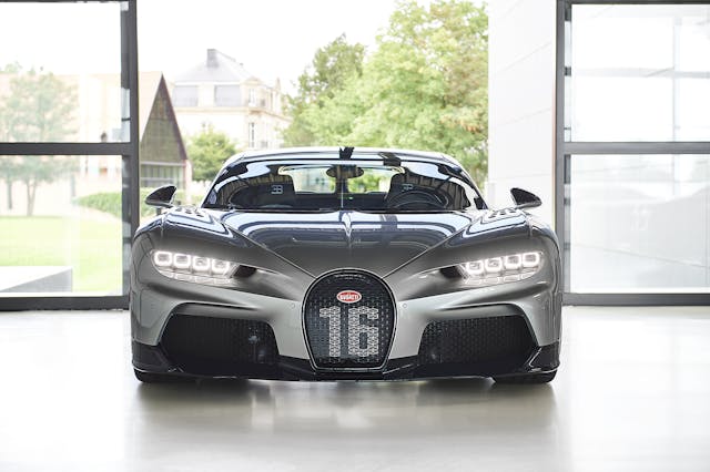 Bugatti Chiron Super Sport front
