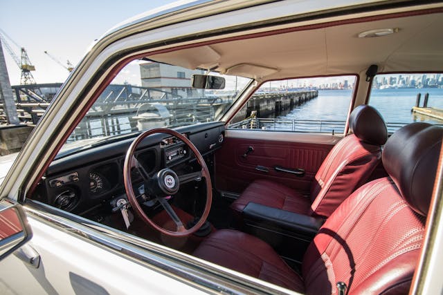 Datsun 510 interior