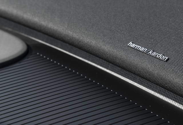Volvo EX30 harman kardon audio detail