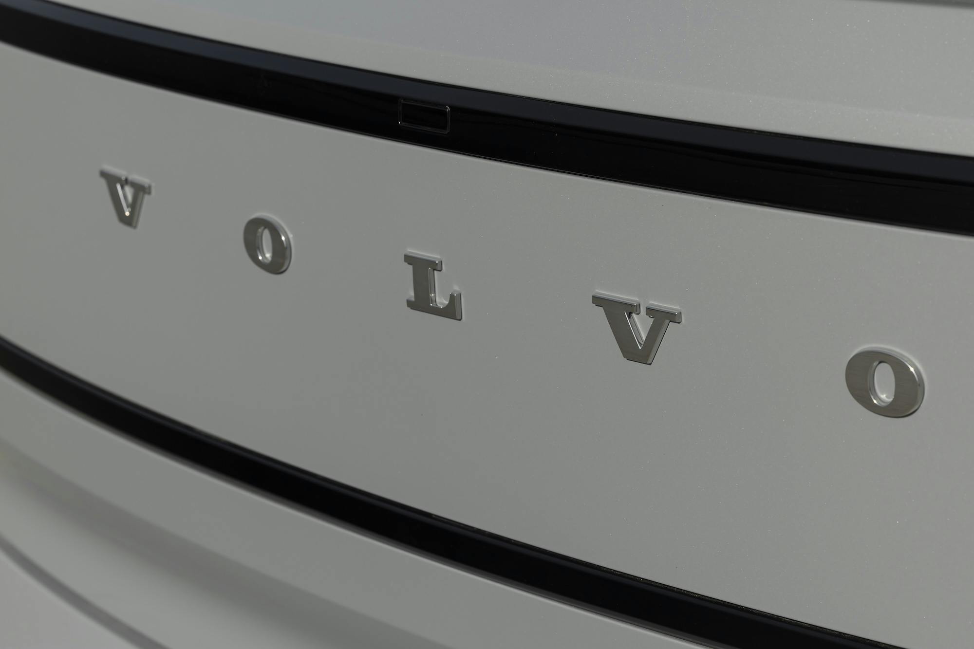 Volvo EX30 rear badge lettering
