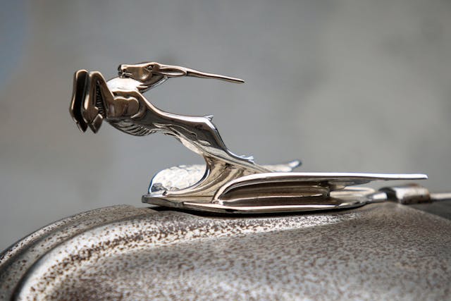 1931 Chrysler Imperial emblem detail