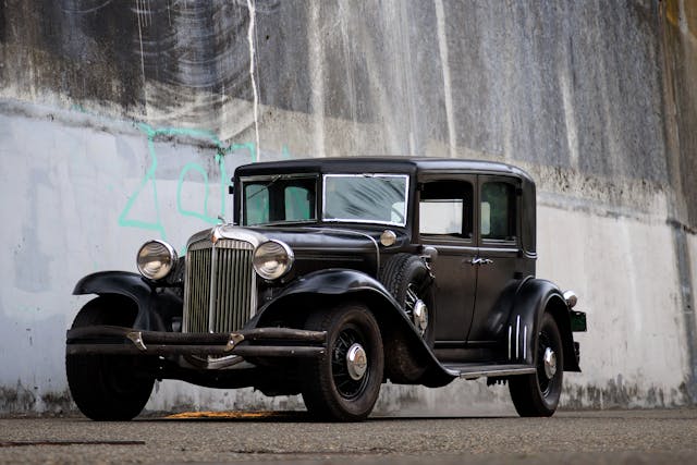 1931 Chrysler Imperial front three quarter