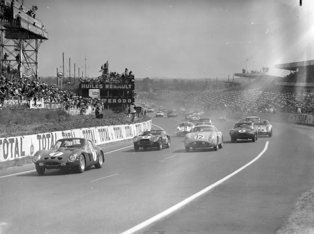 Ferrari 330LM 250 GTO vintage le mans