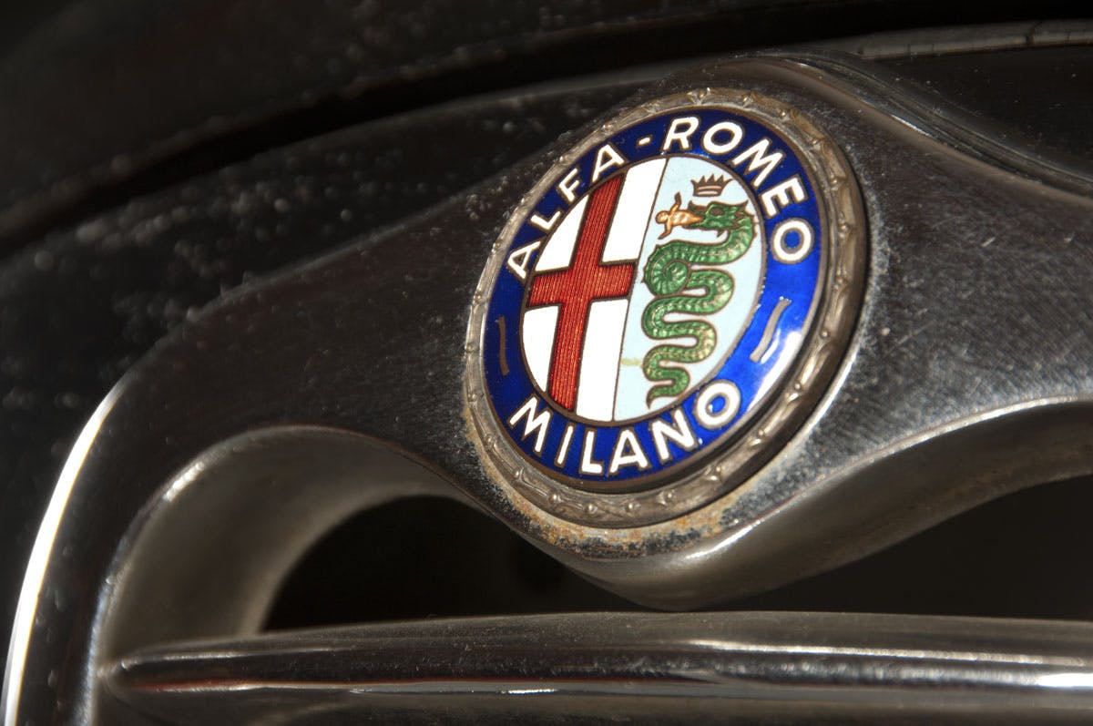 Italian Police Alfa Romeo emblem