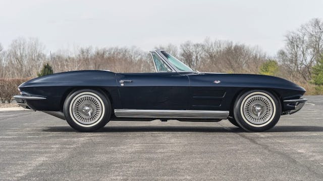 1964 Convertible C2 side