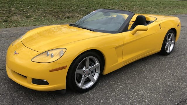 2005 Convertible C6 yellow front three quarter