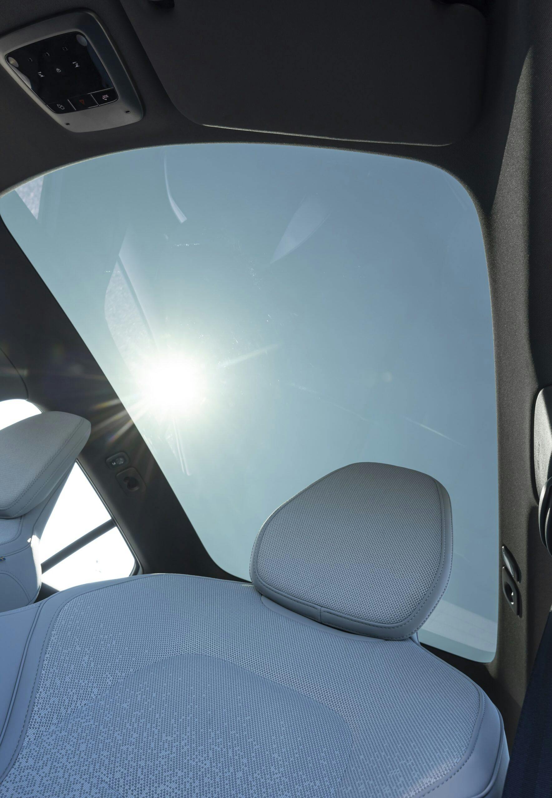 Volvo EX30 interior glass roof