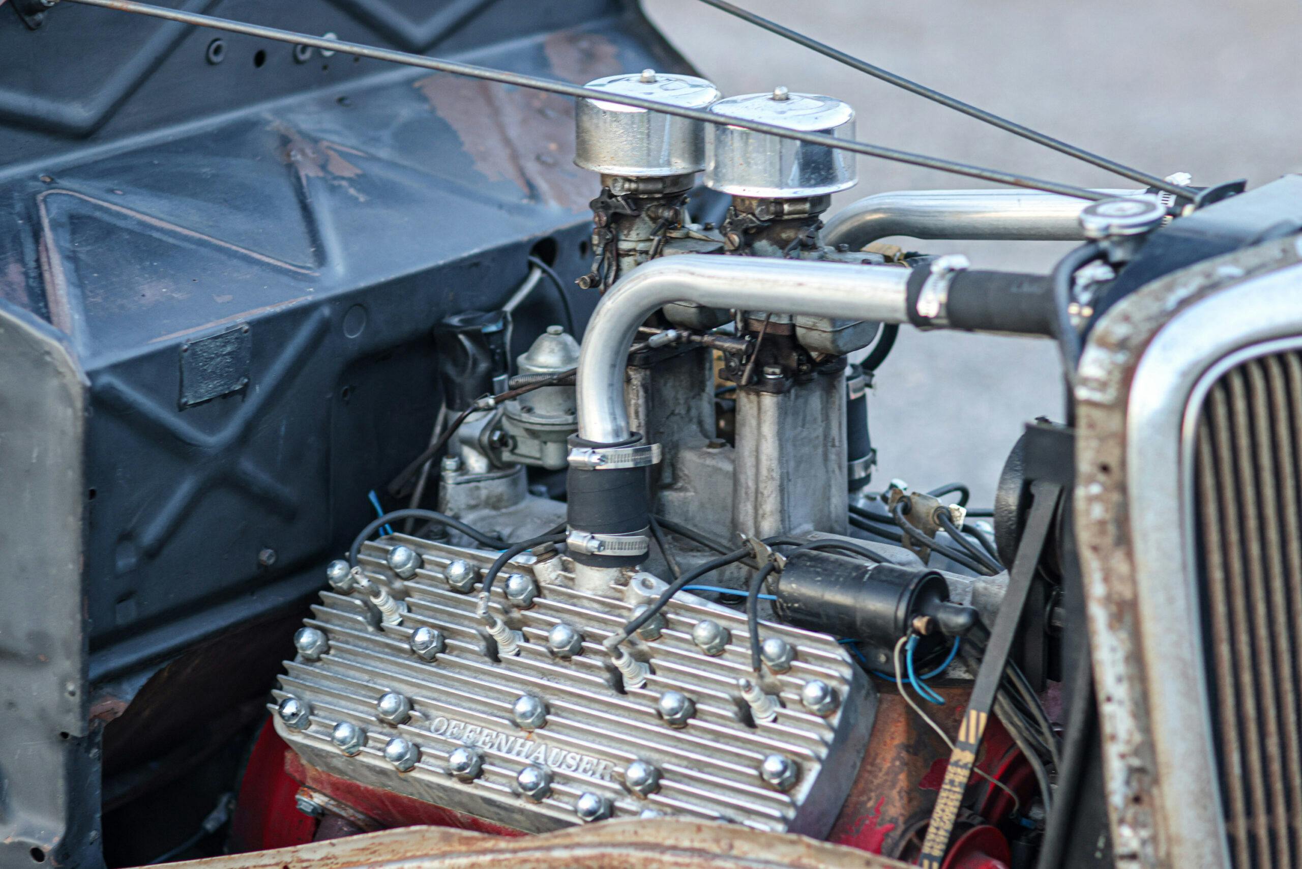 1933-1934 Ford three-window coupe hot rod ford flathead V-8 engine
