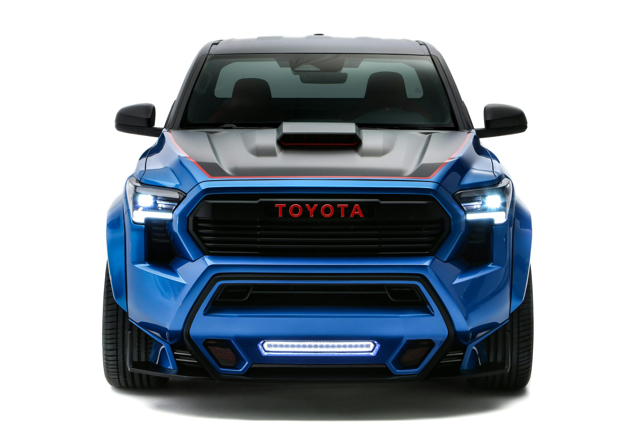 Toyota Tacoma X-Runner Concept exterior front end