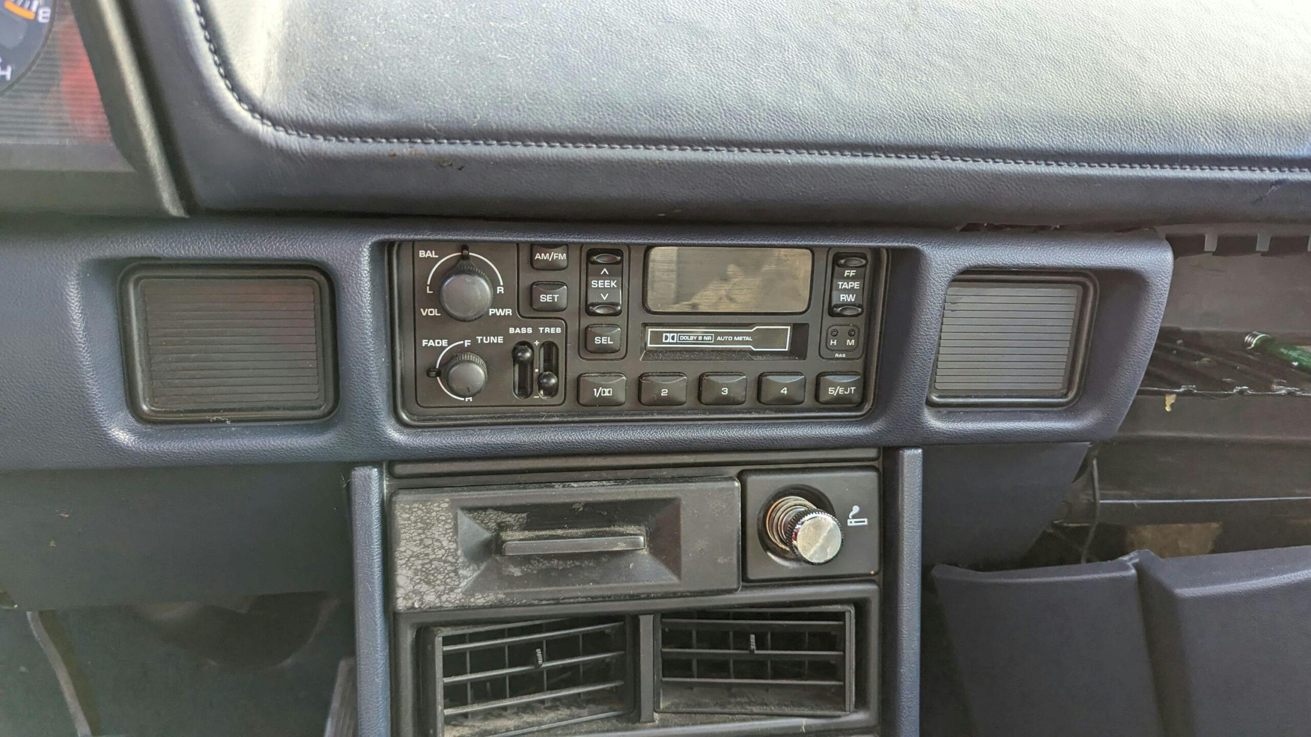 1988 Plymouth Horizon America radio