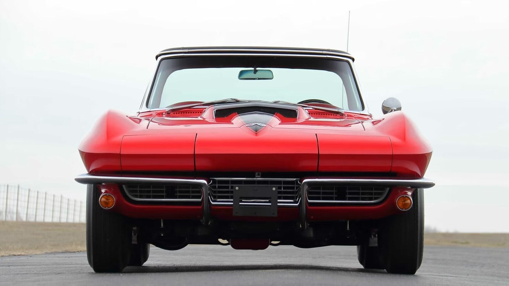 1967-Chevrolet-Corvette-Coupe-L71-Red front