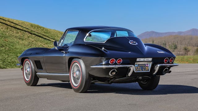 1967-Chevrolet-Corvette-Coupe-L71-Black rear three quarter