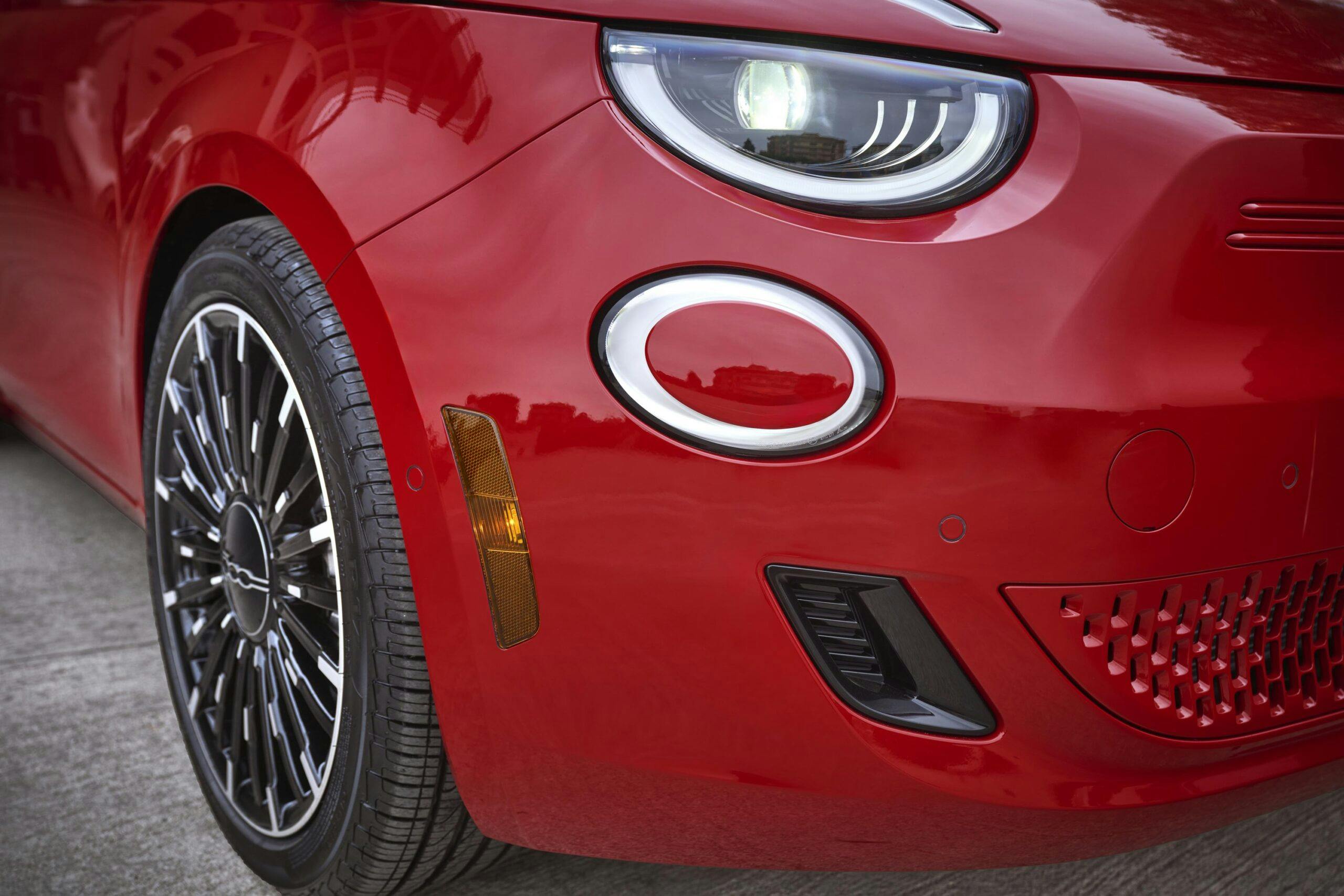 2024 Fiat 500e (RED) exterior front end details