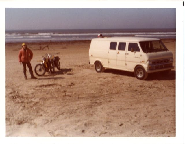 1971 Ford Econoline beach