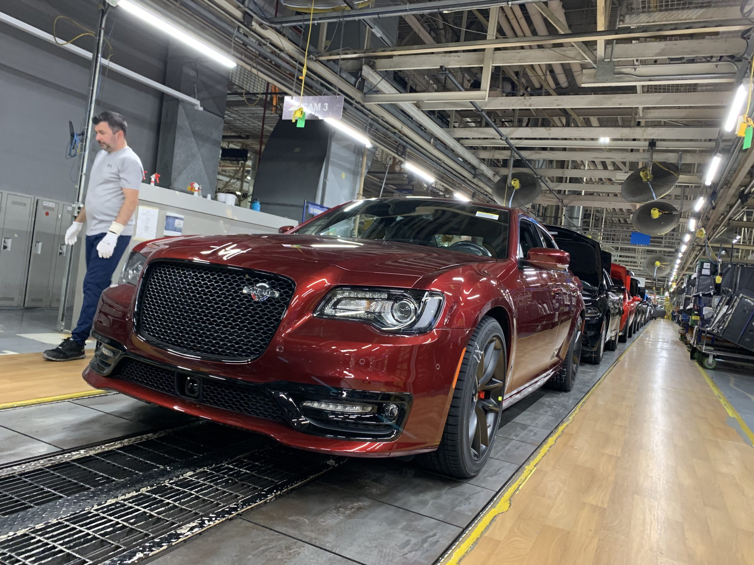 Chrysler just built the last Hemi-powered 300C - Hagerty Media