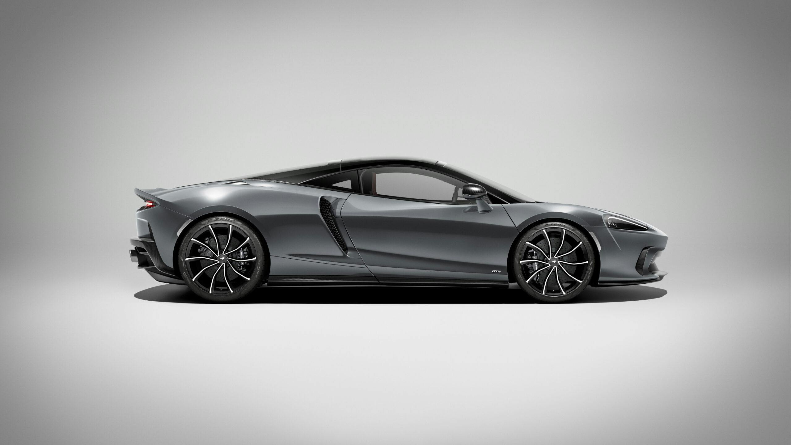 2024 McLaren GTS side