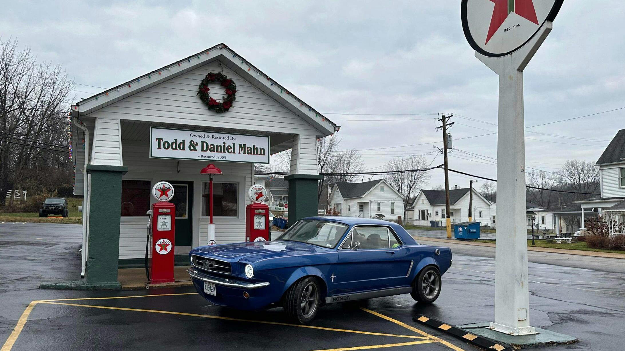 This Mustang-bodied Honda successfully trolled the Internet