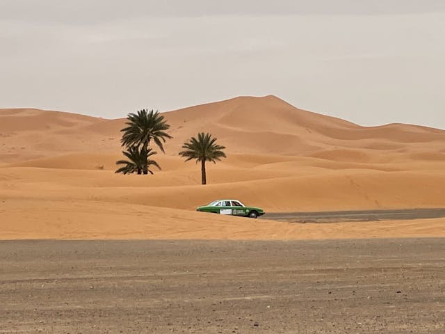 NSU Ro 80 desert wide sands palms