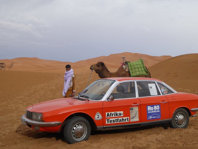 NSU Ro 80 and camel