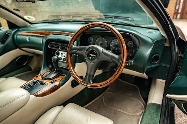 Aston Martin DB7 interior