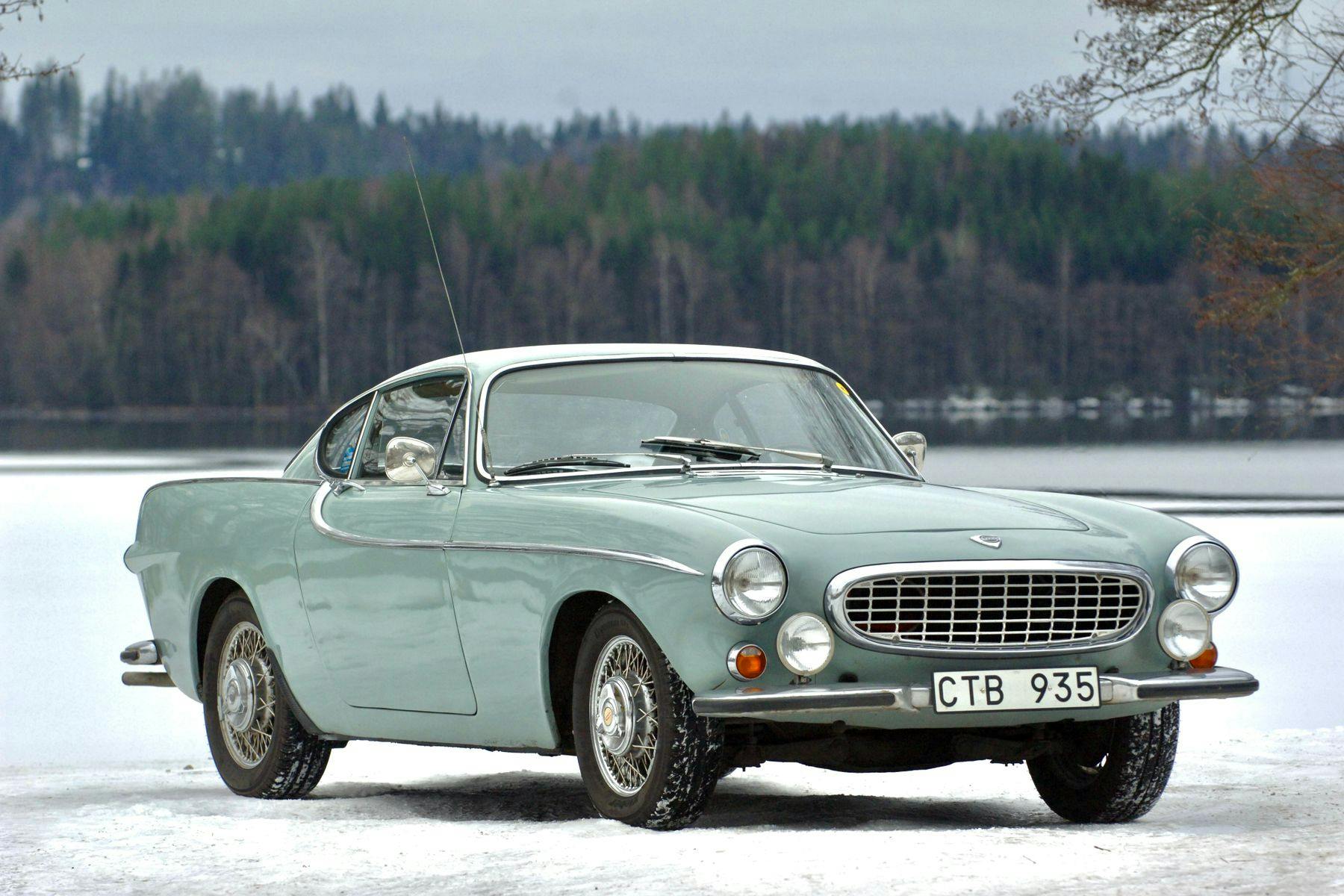 King of Sweden's 1966 Volvo 1800S 8