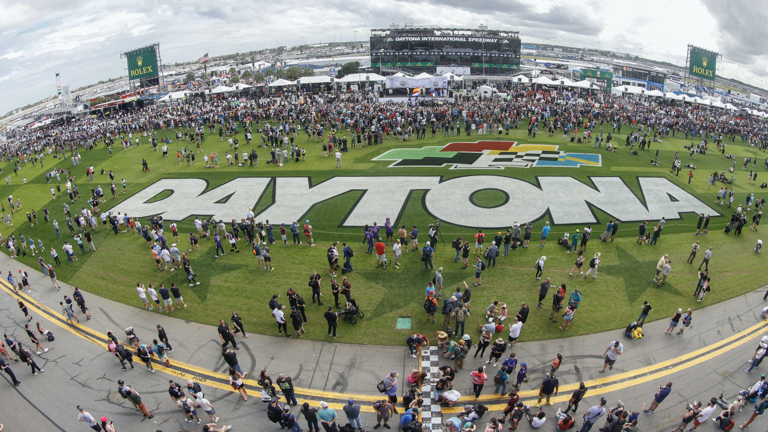 2024 Rolex 24 at Daytona Penske Won Brad Pitt Filmed a Movie