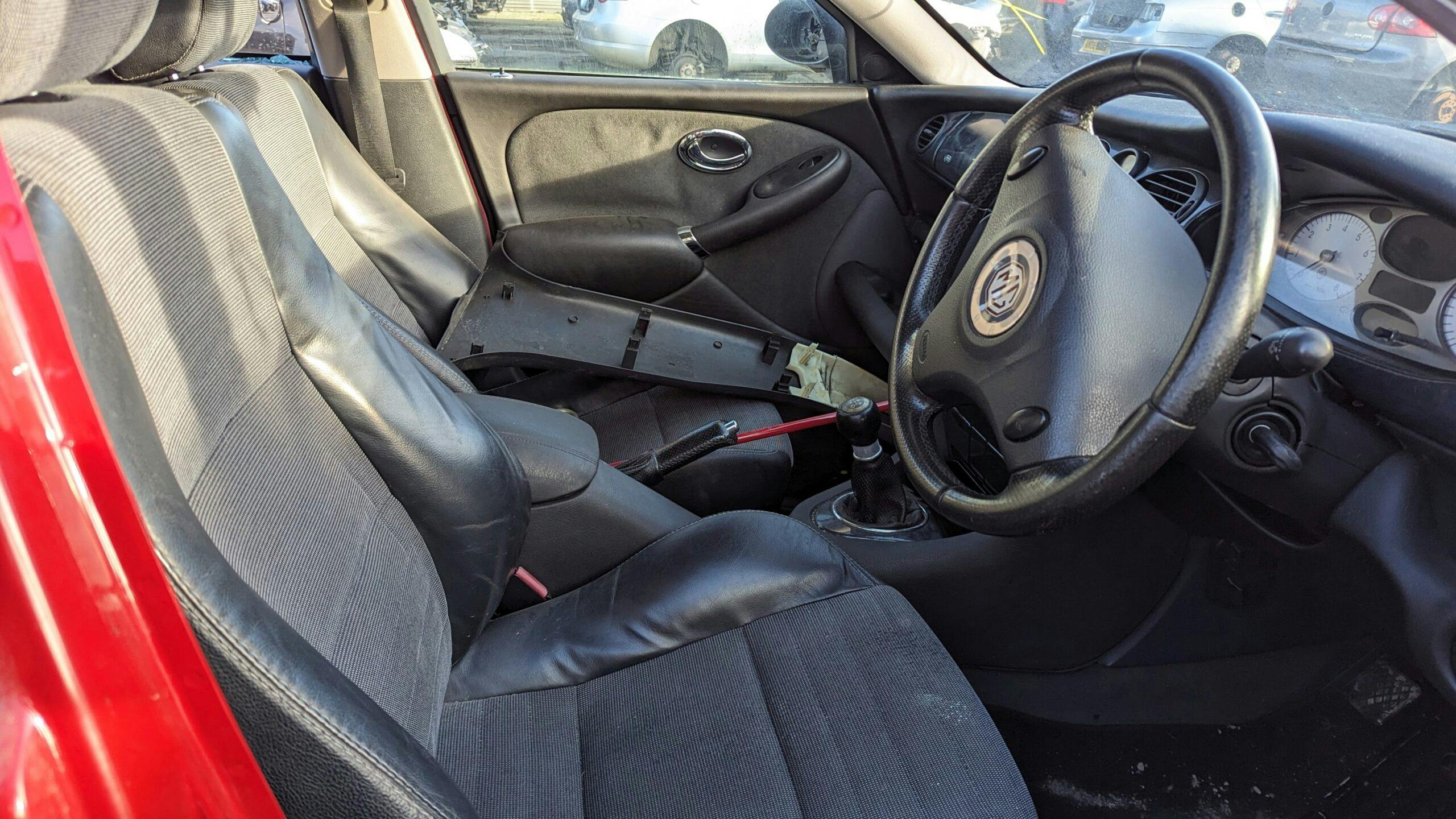 2005 MG ZT 190 interior front seats