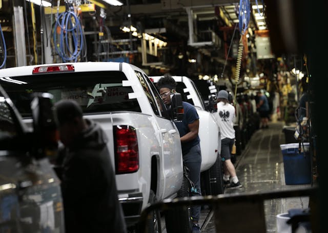 General Motors 2020 Chevrolet Silverado HD Flint Assembly Plant lions