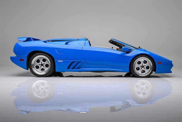 1997 Lamborghini Diablo VT Roadster Trump profile