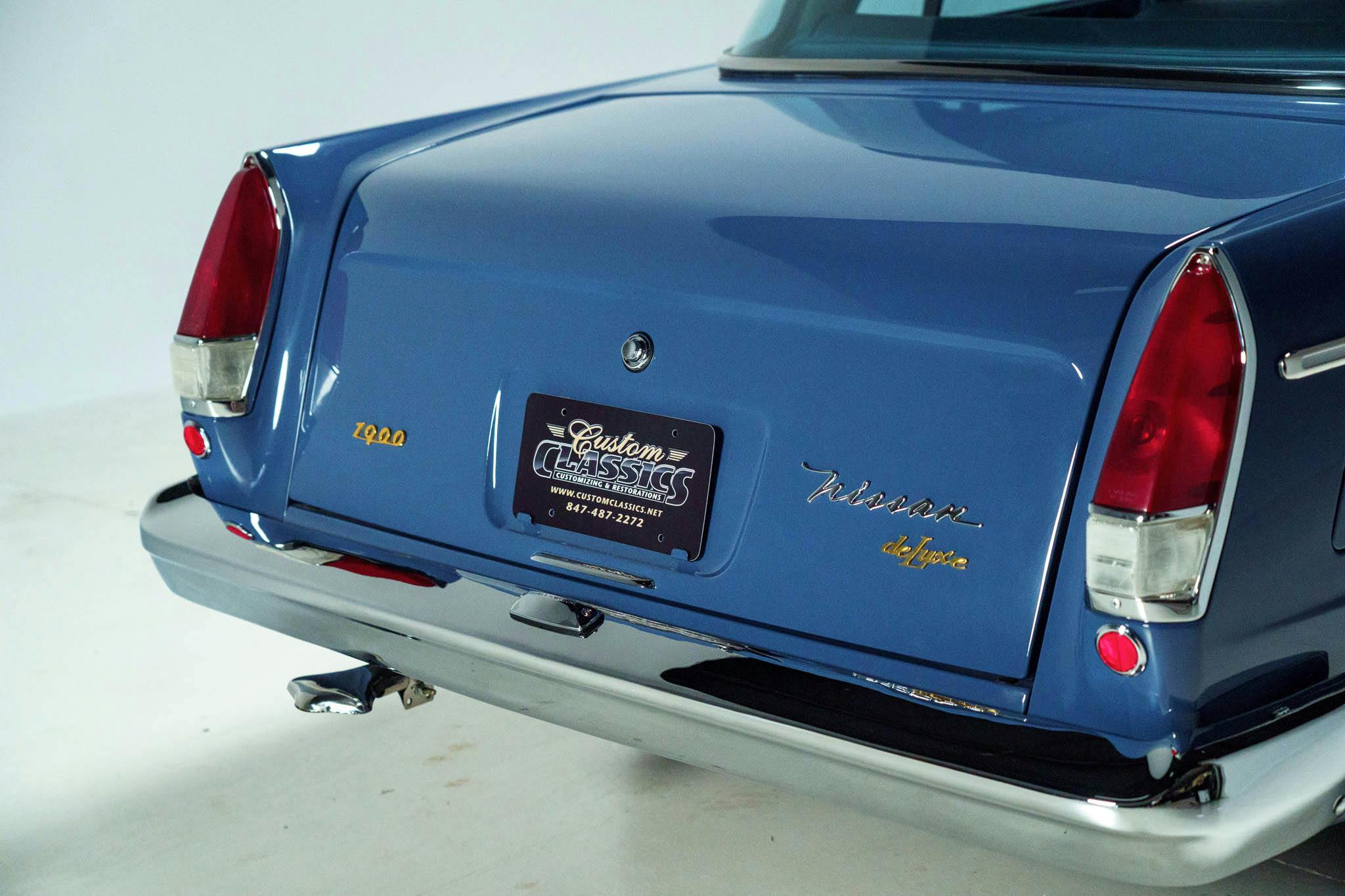 1964 Nissan Cedric trunk closed