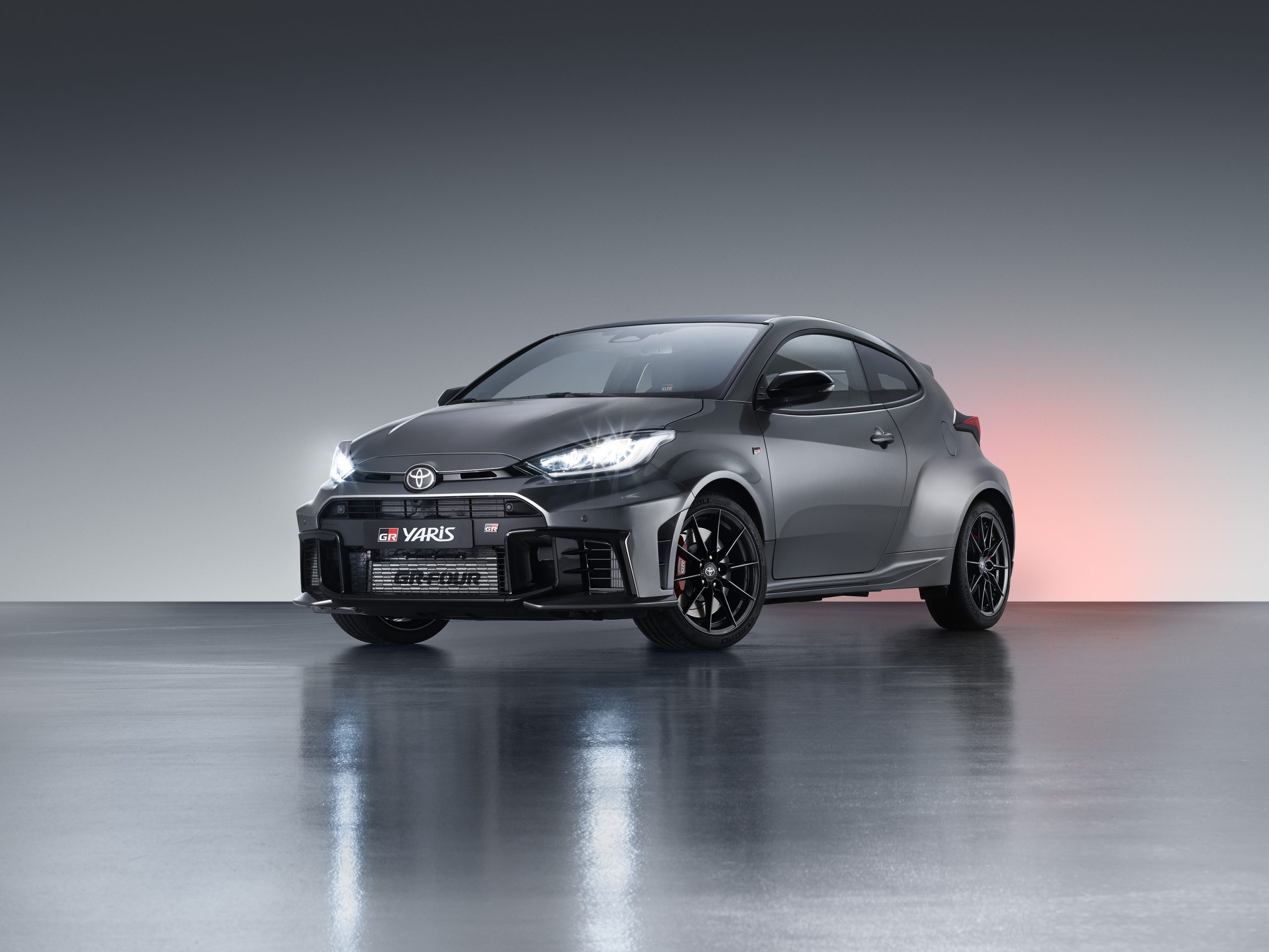 toyota-yaris-gr-front-3-4-