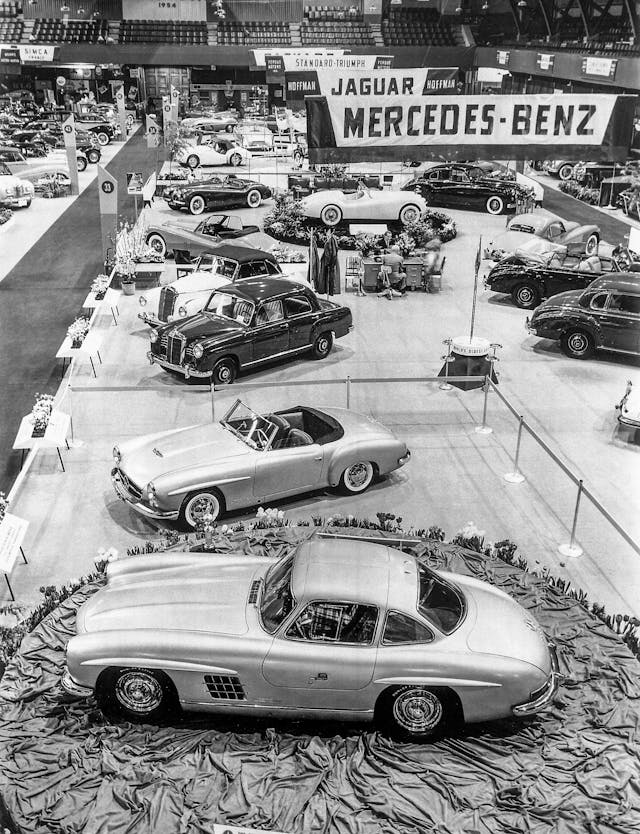 Presentation of the Mercedes-Benz 300 SL showroom
