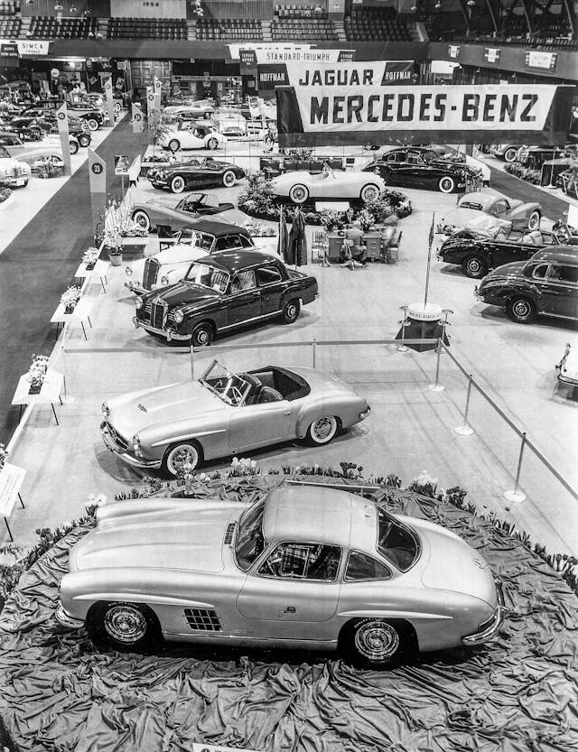 Presentation of the Mercedes-Benz 300 SL showroom