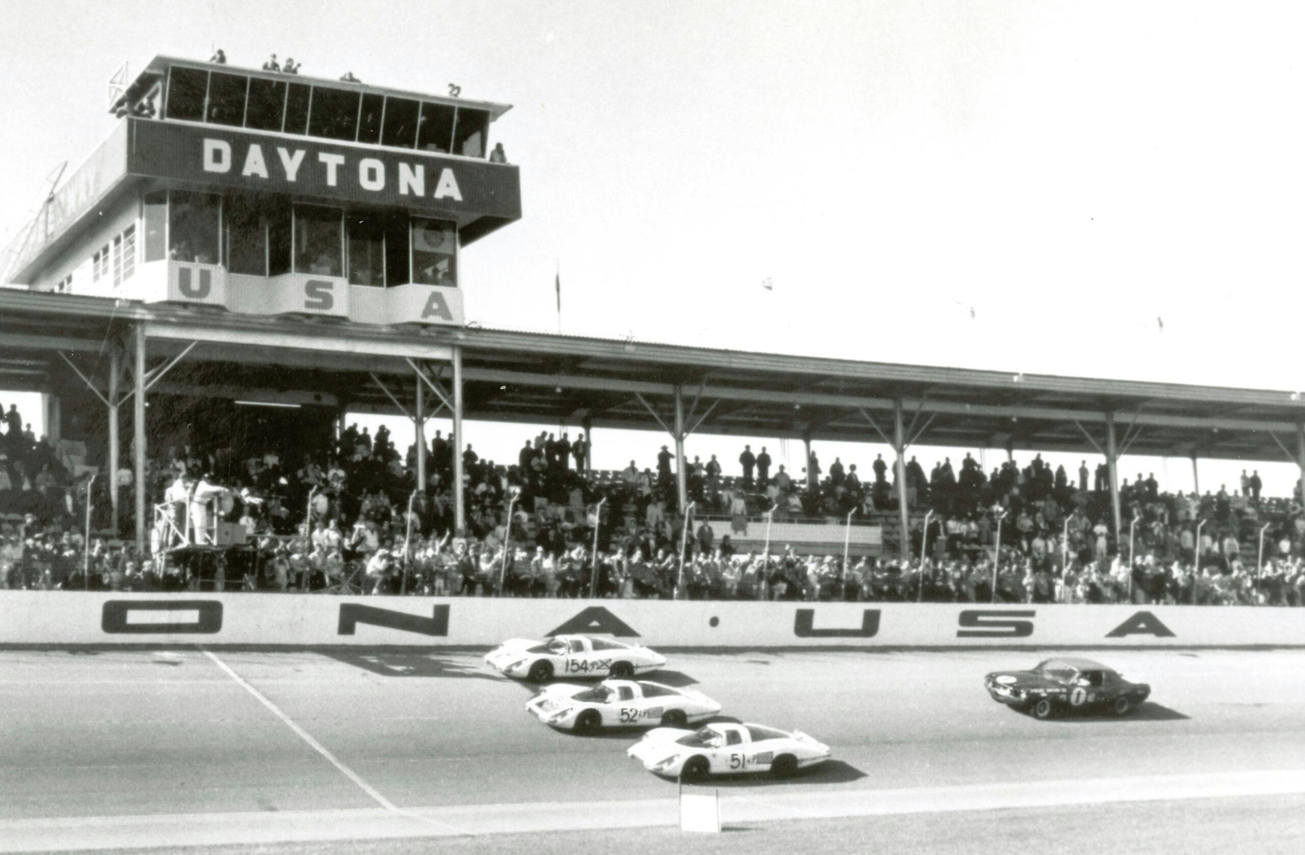 Jerry Titus wins class at the 1968 24 Hours of Daytona