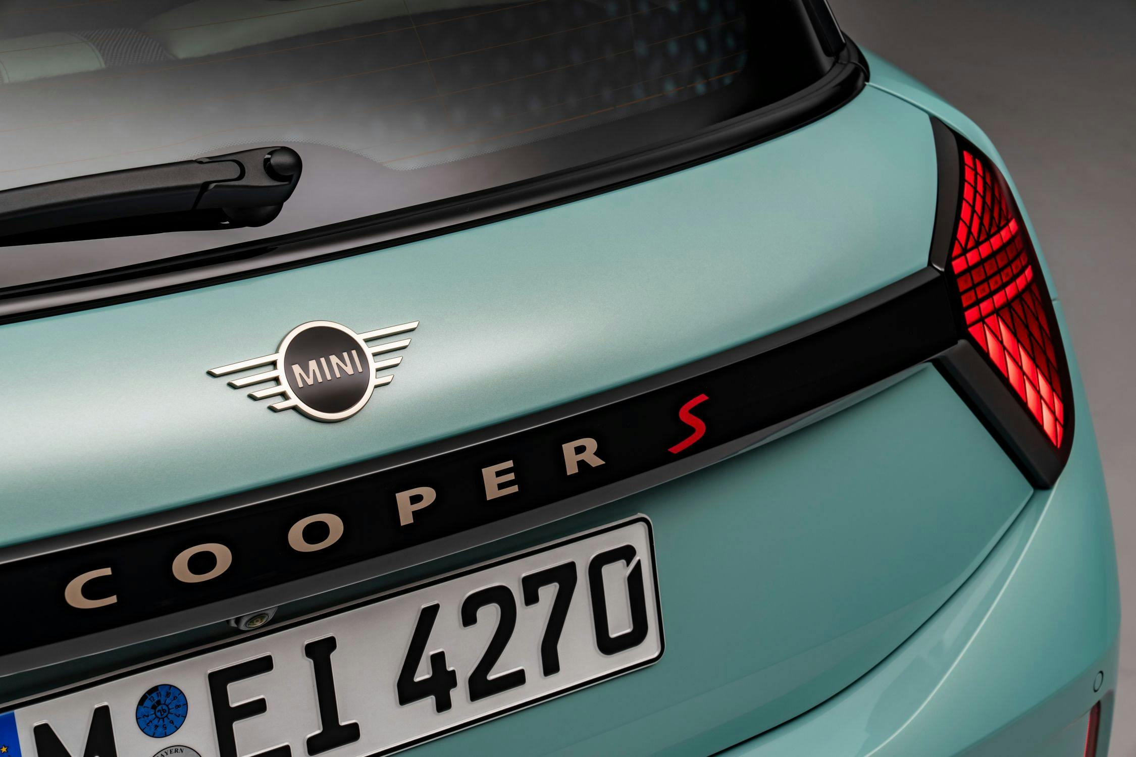 2025 Mini Cooper S exterior rear hatch detail