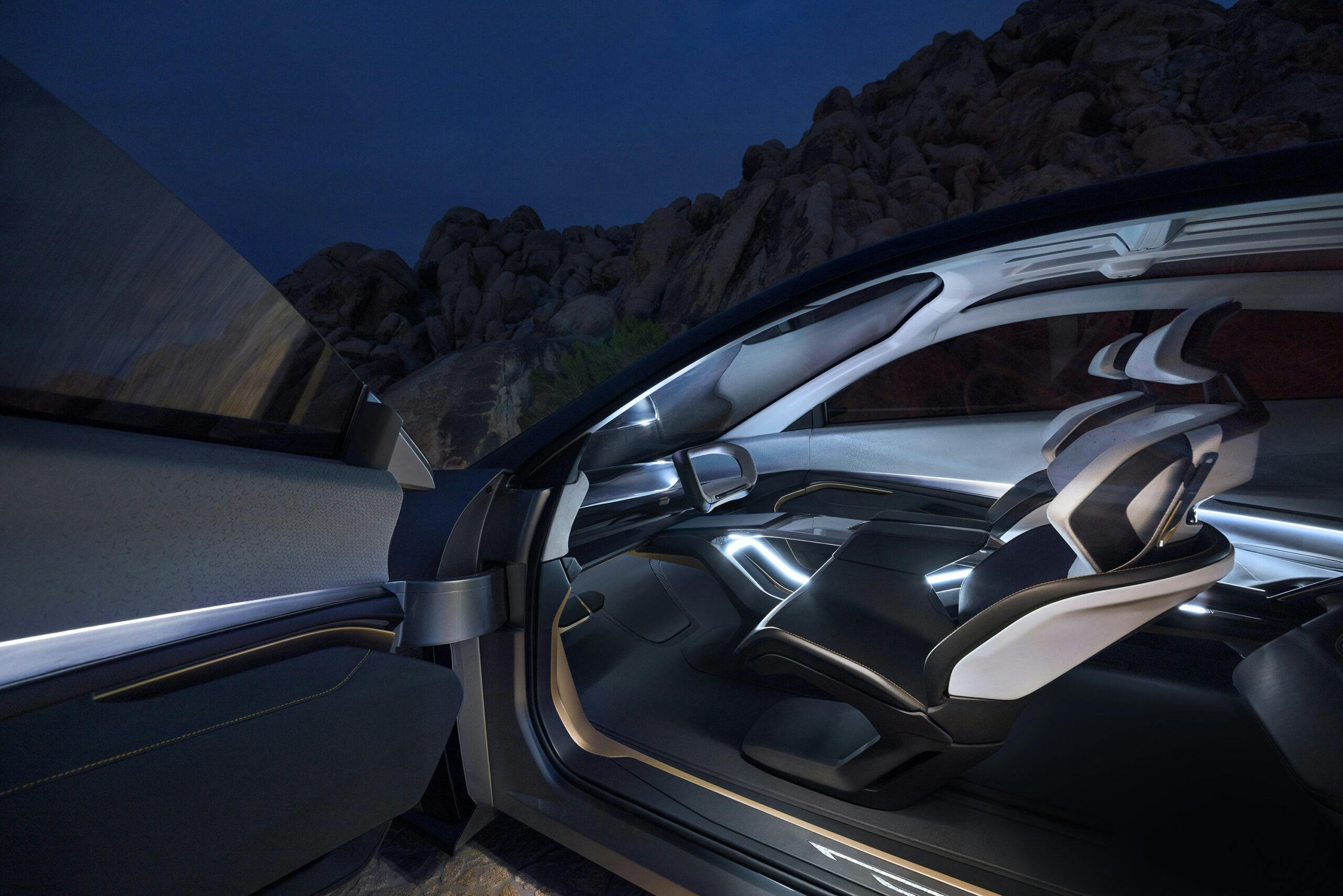 Chrysler Halcyon Concept interior