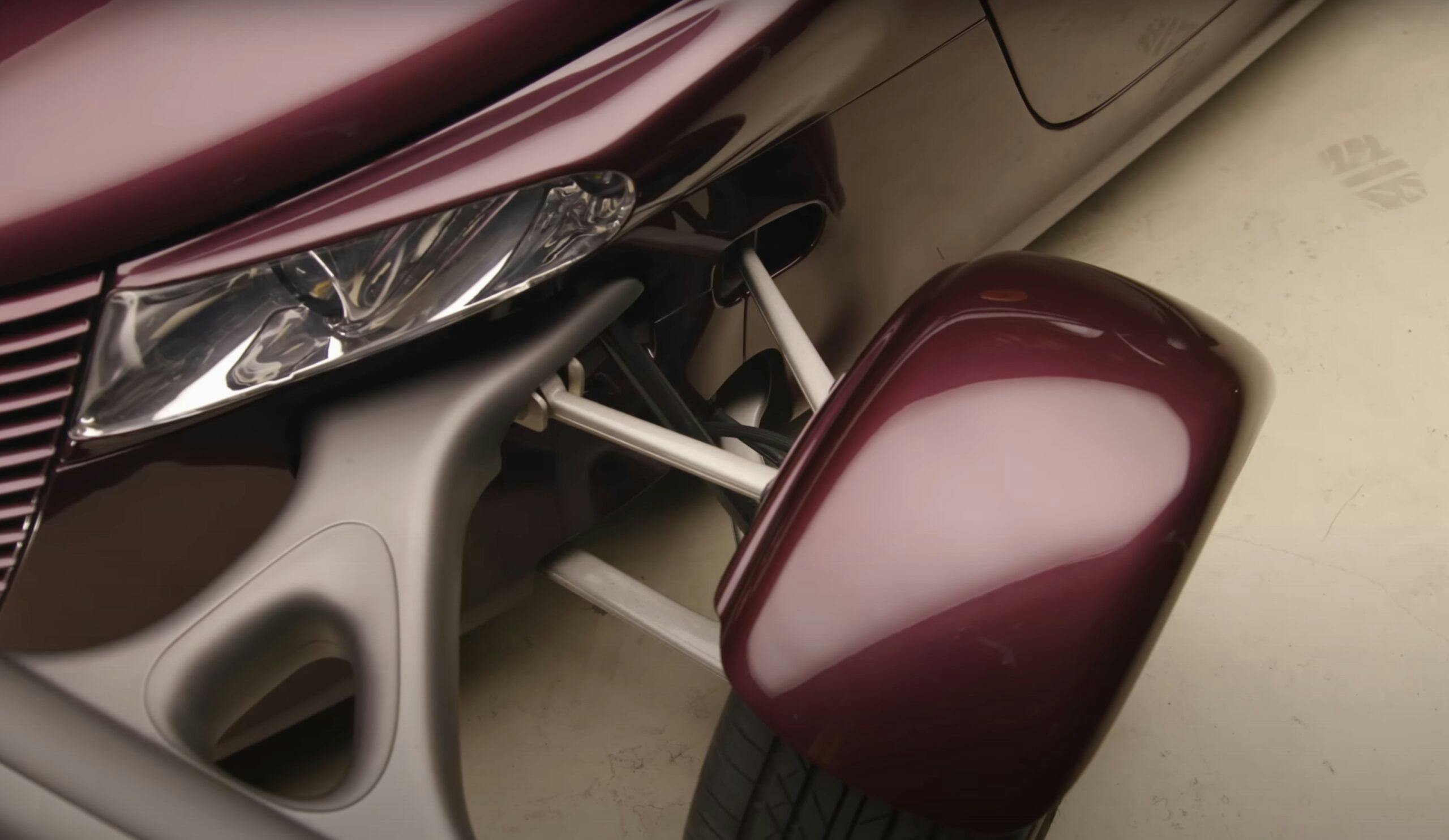 Plymouth Prowler cycle fender suspension close up