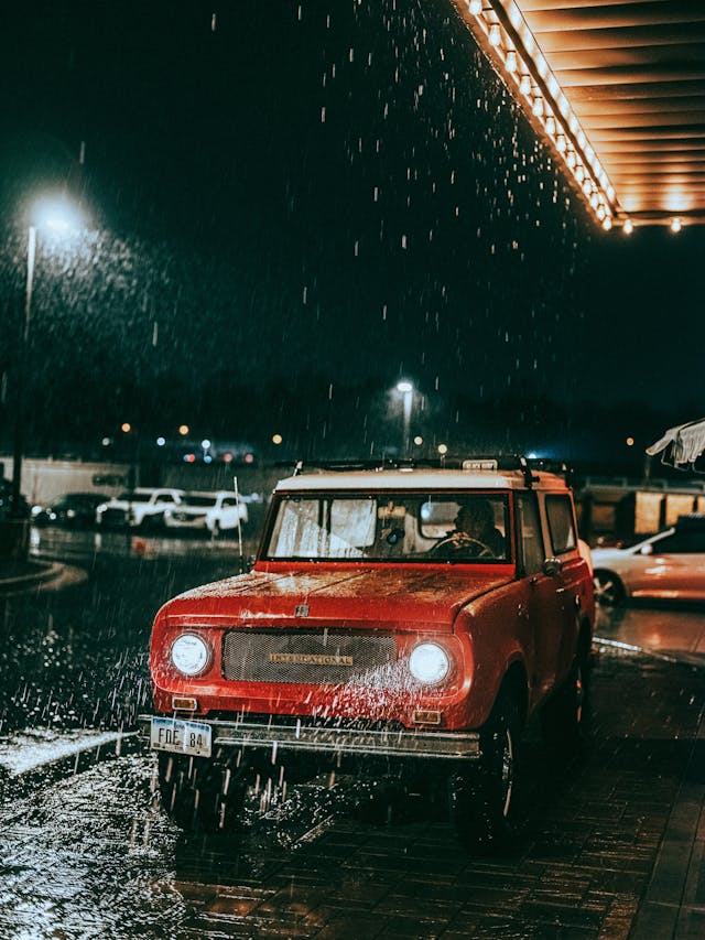 Scout Rally vintage first gen suv in rain