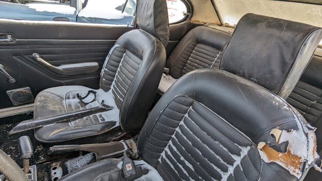 Ford Capri interior seats