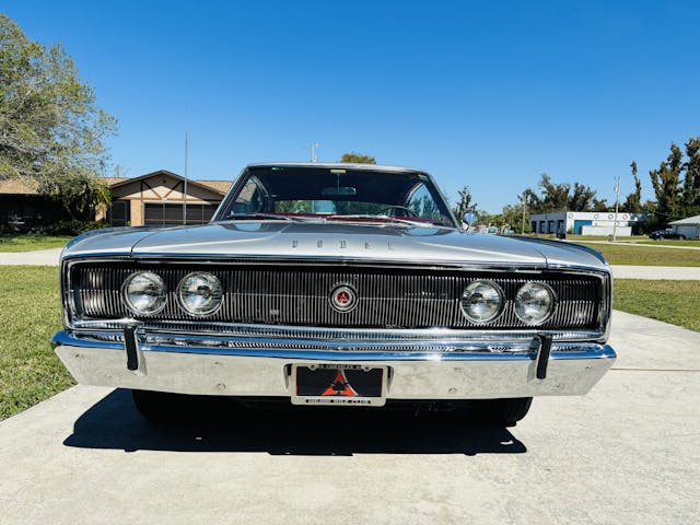 1966 Dodge Charger 383 front
