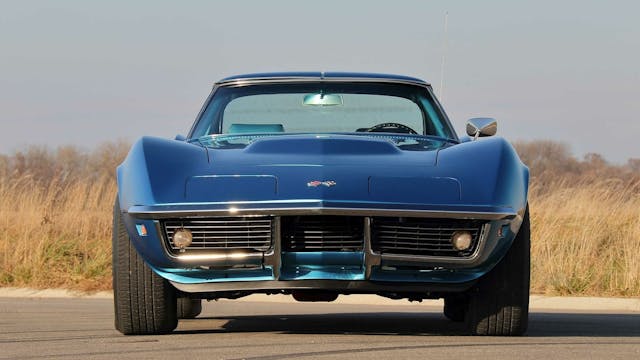 1969 Chevrolet Corvette front make arches