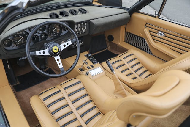 1972 Ferrari 365 GTS4 Daytona Spider interior