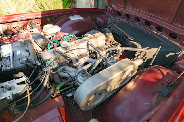 1972 Triumph TR6 engine