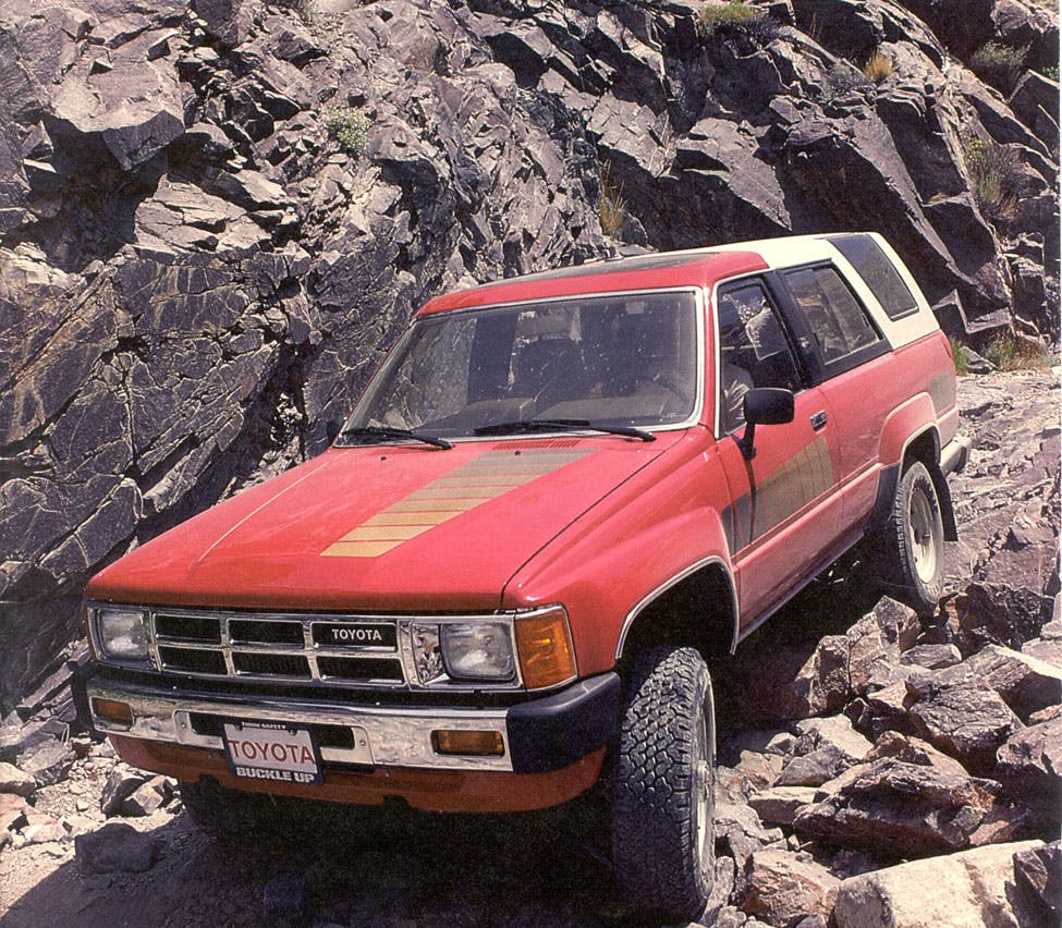1985 Toyota 4Runner front three quarter