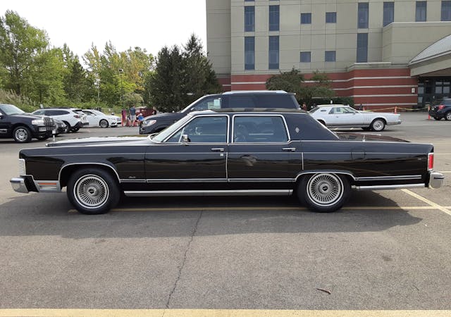 1979 Lincoln Continental Town Car side